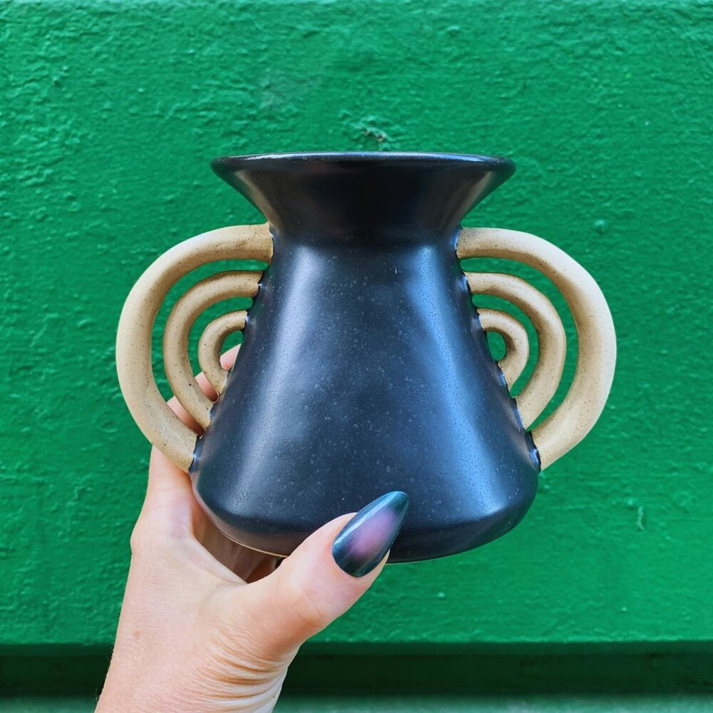 Triomphe Handle Vase | Minimalist Black and Gold | 4.5" Tall
